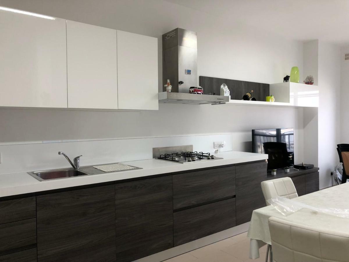 Modern Apartment With Sea View Mellieħa Kültér fotó